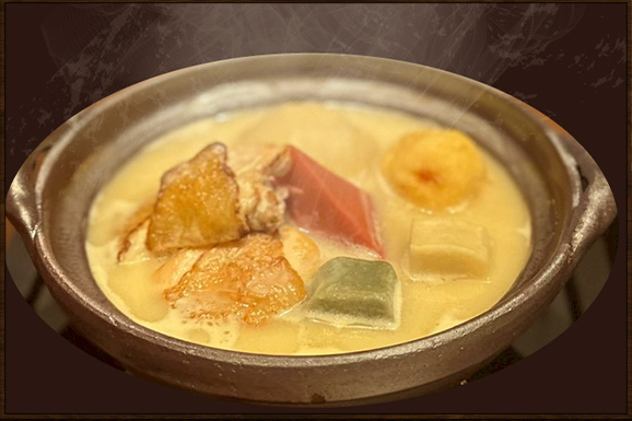 名物!豚と大根の角煮